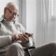 La soledad y la brecha tecnológica: Claves por las que aumentan las estafas a adultos mayores