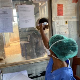 Secretaría de Salud emite aviso preventivo a quienes viajen al Congo y a Uganda por brote de ébola