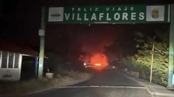 Noche violenta en Chiapas: enfrentamientos, vehículos incendiados y bloqueos en Villaflores