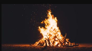 Humanos contralaron el fuego hace más de 400 mil años