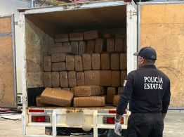 Aseguran 676 kilos de marihuana, cuatro de cocaína y 35 mil litros de hidrocarburos en Coahuila
