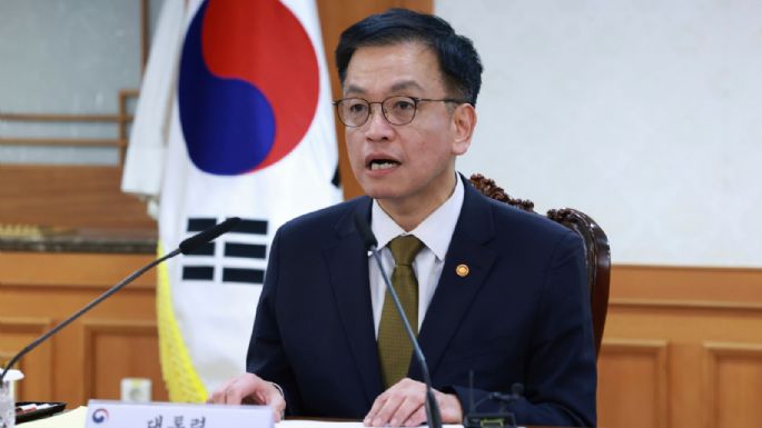 Exlíder interino de Corea del Sur es acusado por imposición de ley marcial