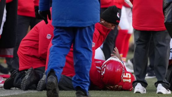 Patrick Mahomes se somete a cirugía de ligamento cruzado anterior