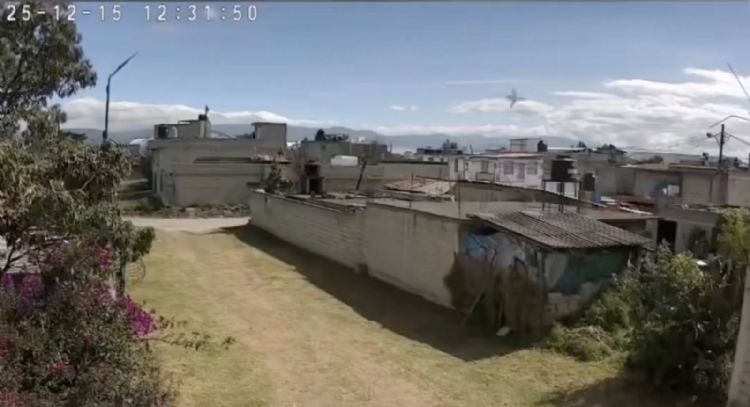 Este es el momento en que se desploma la avioneta en Toluca; reportan seis muertos (Video)