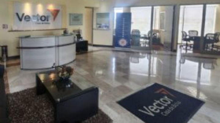 CNBV retira licencia a Vector Casa de Bolsa de Alfonso Romo por presunto lavado de dinero