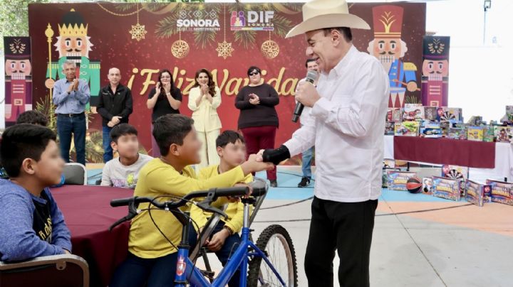 Gobernador Durazo impulsa el desarrollo integral de niñas y niños en condición vulnerable con apoyos y becas