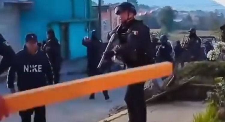 Se enfrentan Guardia Nacional y presuntos talamontes en Xalatlaco; hay al menos un muerto (Video)
