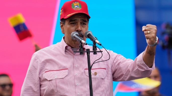 Maduro recalca que Venezuela no quiere "la paz de los esclavos" en plenas tensiones con EU