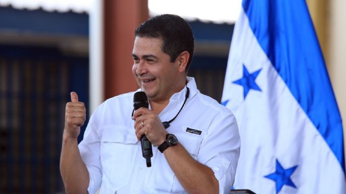 Queda en libertad el expresidente de Honduras, Juan Orlando Hernández, tras indulto de Donald Trump