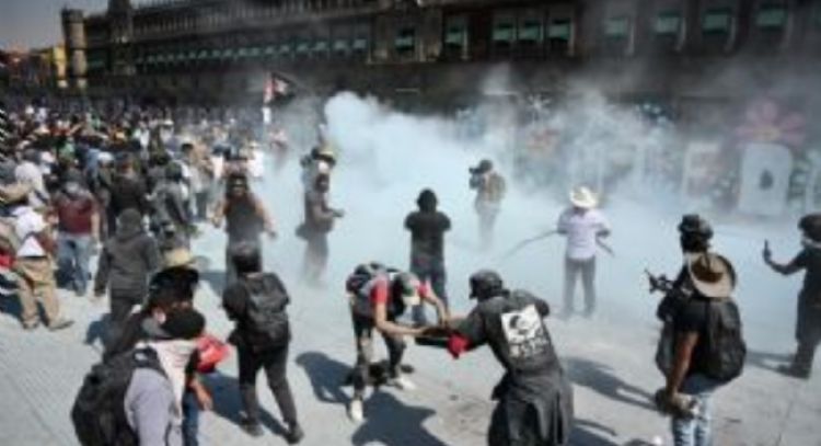 Vocero de Morena denunció al PAN por influencer que promovió la marcha de la Generación Z