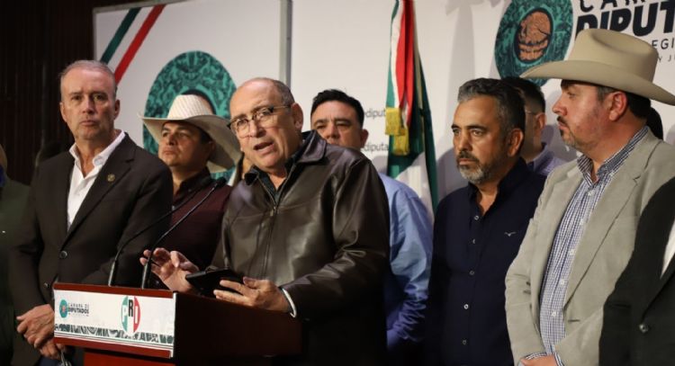 PAN y PRI piden aplazar la discusión de la reforma a la Ley de Aguas