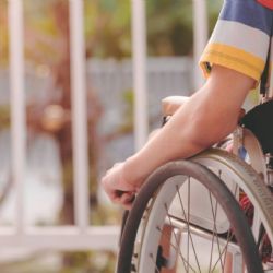 Neurólogos piden reforzar diagnóstico precoz y atención integral a pacientes con esclerosis múltiple