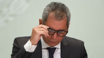 Navidad en focos rojos: Sheinbaum cierra 2025 con deuda récord