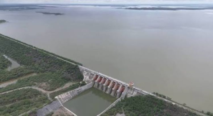 Inicia desfogue de la presa ElL Cuchillo, en Nuevo León, para pagar deuda de agua a EU