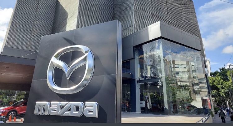 Profeco alerta por falla en casi seis mil vehículos Mazda