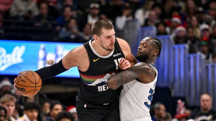 El pívot serbio Nikola Jokic se queda cerca del récord de puntos en el Christmas Day de la NBA