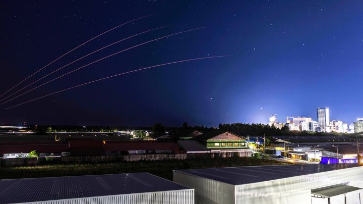 Tailandia bombardea una aldea en Camboya mientras ambos países negocian fin de enfrentamientos