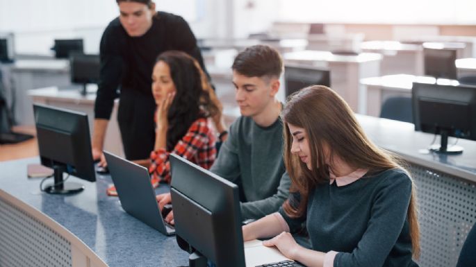 Generación Z y la IA: el futuro educativo y social bajo el algoritmo