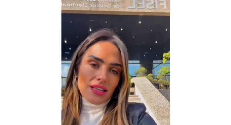 Alessandra Rojo de la Vega denuncia la difusión de sus datos personales ante la FISEL