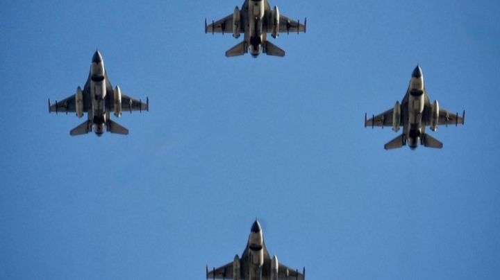 Venezuela destruye aeronave presuntamente usada para narcotráfico cerca de frontera con Colombia