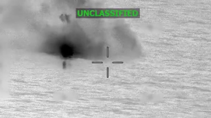 EU mata a dos personas en un nuevo bombardeo contra una embarcación en el Pacífico