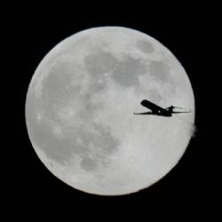 La primera lluvia de meteoros y Superluna del año coincidirán en enero