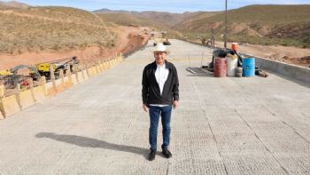 Gobernador Durazo supervisa avance del 80% de la carretera Bavispe-Nuevo Casas Grandes