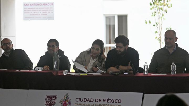 Brugada entrega 81 viviendas reconstruidas a familias damnificadas por sismo de septiembre de 2017