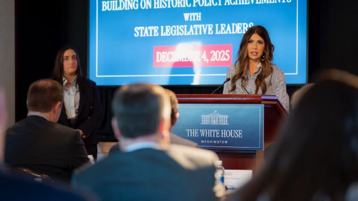 El gobierno de Trump busca vetar la entrada a EU a ciudadanos de más de 30 países