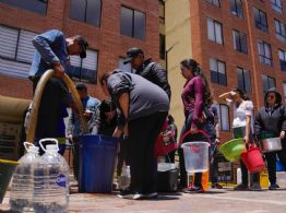 La guerra del agua de la mexicana Coca-Cola FEMSA llega a Colombia