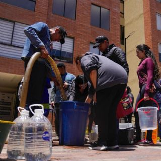 La guerra del agua de la mexicana Coca-Cola FEMSA llega a Colombia