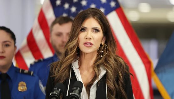 Administración Trump ampliará la prohibición de viajes a más de 30 países, dice Noem