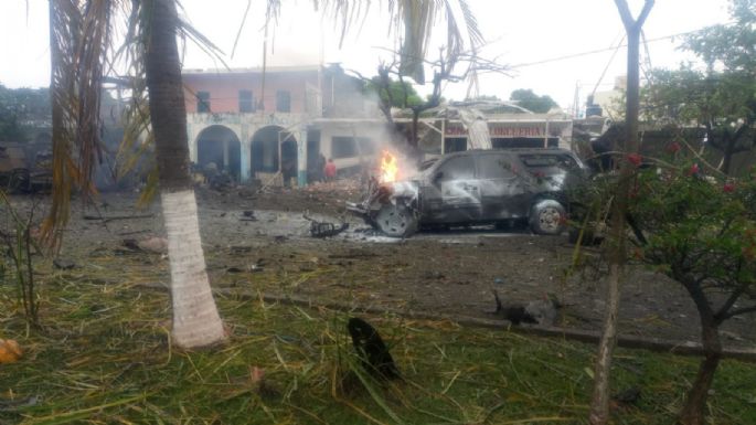 FGR investiga la explosión del coche bomba en Coahuayana, Michoacán