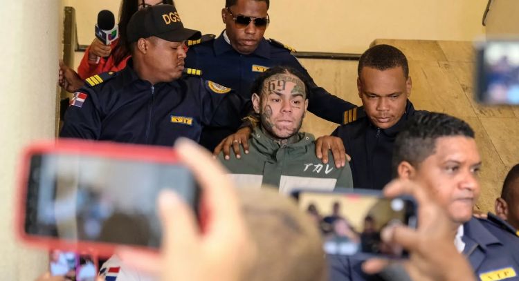 El rapero Tekashi 6ix9ine recibe 3 meses de prisión por violar su libertad condicional