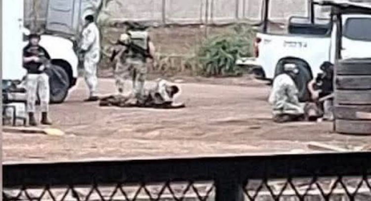 Un guardia nacional mata en tiroteo a tres militares y hiere a otro en cuartel de Aguililla