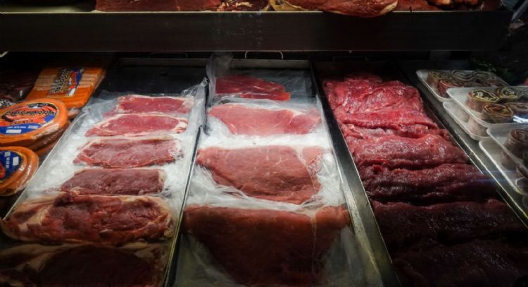 Mexicanos consumirán menos carne en 2026 por alza de precios