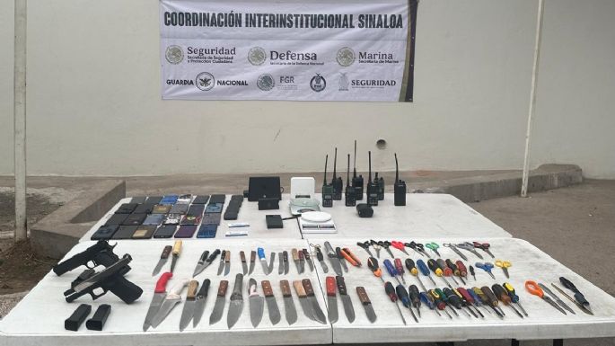 Siguen aseguramientos de aparatos de tecnología y armas en penales de Sinaloa