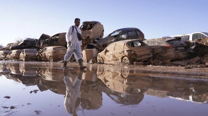 España otorgará residencia y permisos de trabajo a inmigrantes afectados por inundaciones