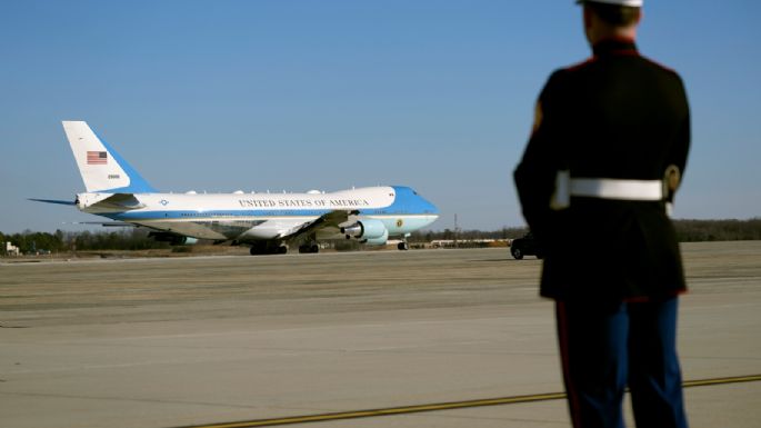 Reportero y fotógrafo de AP son excluidos del Air Force One por disputa sobre el “Golfo de América”