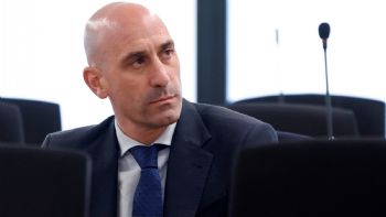 Luis Rubiales, multado con más de 10 mil euros por beso no consensuado a Jenni Hermoso