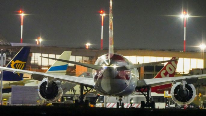 Aterriza de emergencia en Roma un avión de American Airlines que iba de NY a Nueva Delhi