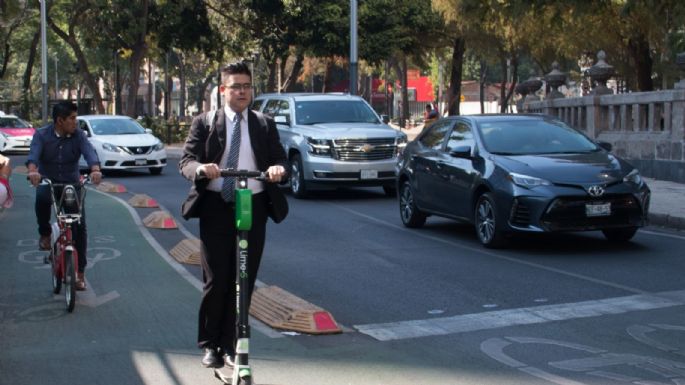 Morena propone regular patines y bicicletas eléctricas en CDMX