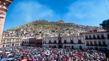 Megamarcha en Zacatecas: 30 mil maestros exigen el pago de sus prestaciones