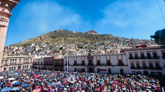 Megamarcha en Zacatecas: 30 mil maestros exigen el pago de sus prestaciones