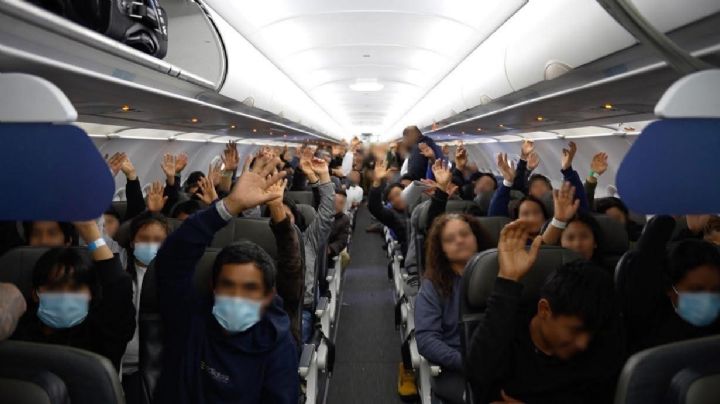 Cuarto vuelo de Estados Unidos a Tapachula llega con 107 deportados mexicanos