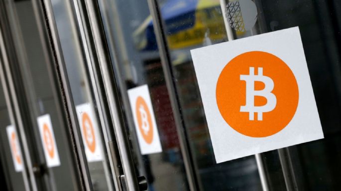 Amenaza arancelaria de Trump provoca caída de precios de criptomonedas