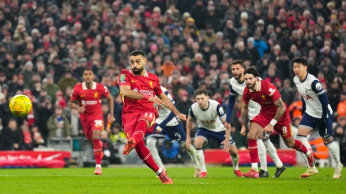 Liverpool arrasa 4-0 a Tottenham y se enfrentará a Newcastle en final de la Copa de la Liga