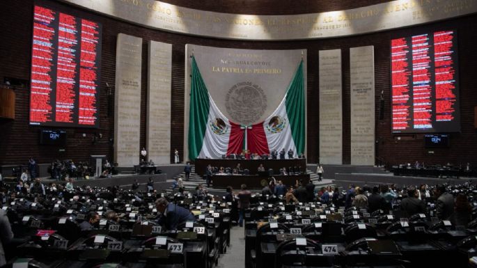 Diputados gastan más de 60 mdp en puente subutilizado, chamarras, boletos para Six Flags...