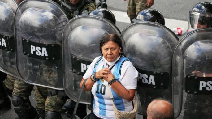 Argentina: protesta de jubilados termina con represión policial y enfrentamientos violentos (Videos)