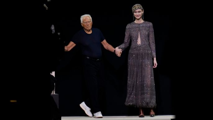 La nueva colección de Giorgio Armani explora las raíces de la marca en un ambiente íntimo